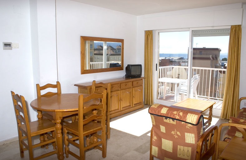 Apartamentos Turisticos Biarritz - Bloque I Гандия Екстериор снимка