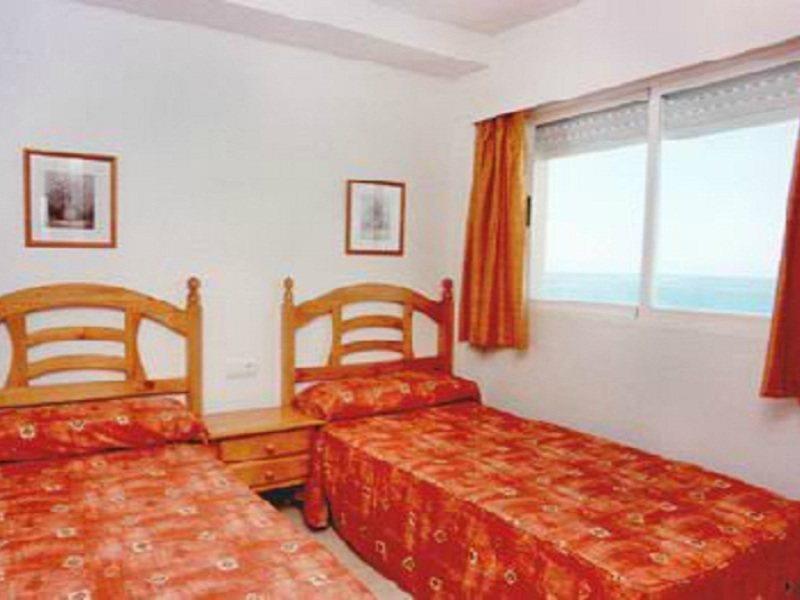 Apartamentos Turisticos Biarritz - Bloque I Гандия Екстериор снимка