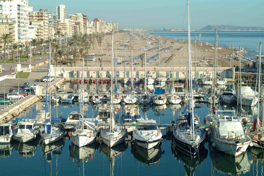 Apartamentos Turisticos Biarritz - Bloque I Гандия Екстериор снимка
