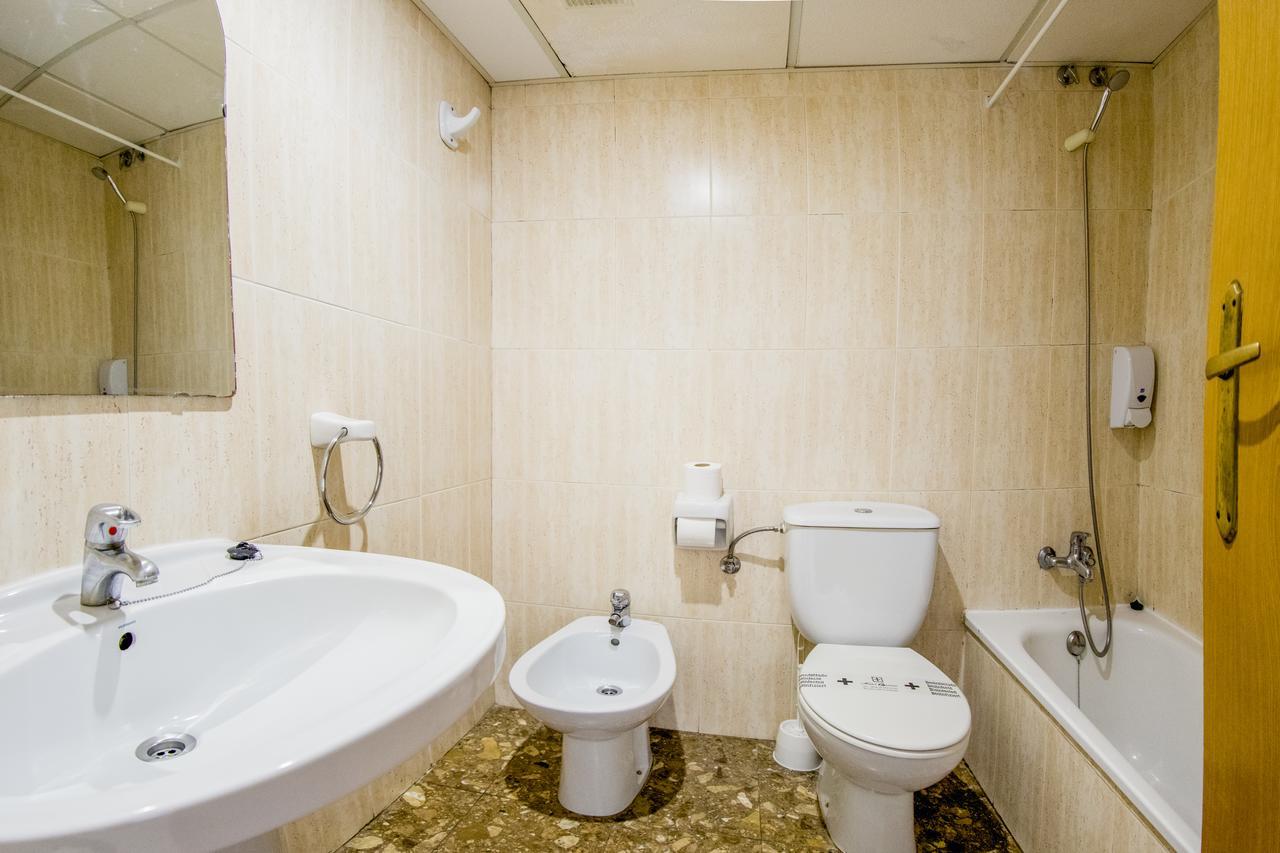 Apartamentos Turisticos Biarritz - Bloque I Гандия Екстериор снимка