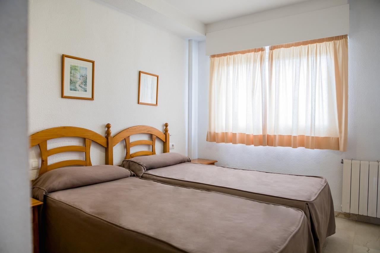 Apartamentos Turisticos Biarritz - Bloque I Гандия Екстериор снимка