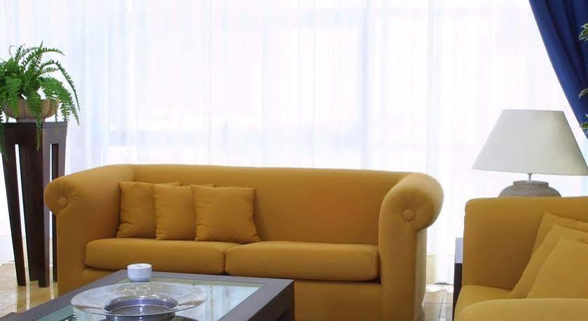 Apartamentos Turisticos Biarritz - Bloque I Гандия Екстериор снимка