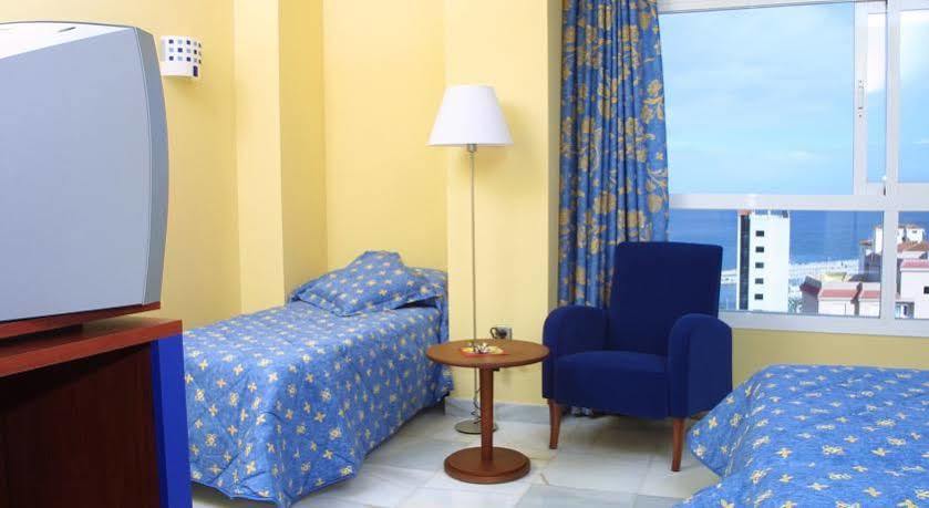 Apartamentos Turisticos Biarritz - Bloque I Гандия Екстериор снимка