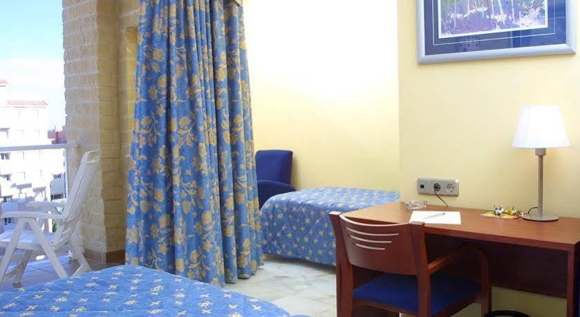 Apartamentos Turisticos Biarritz - Bloque I Гандия Екстериор снимка